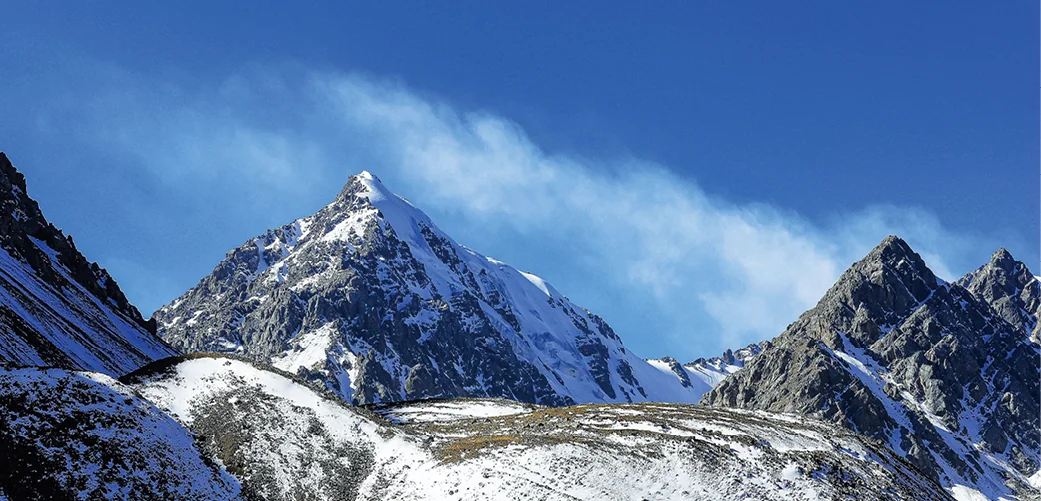 巴尔斯雪山